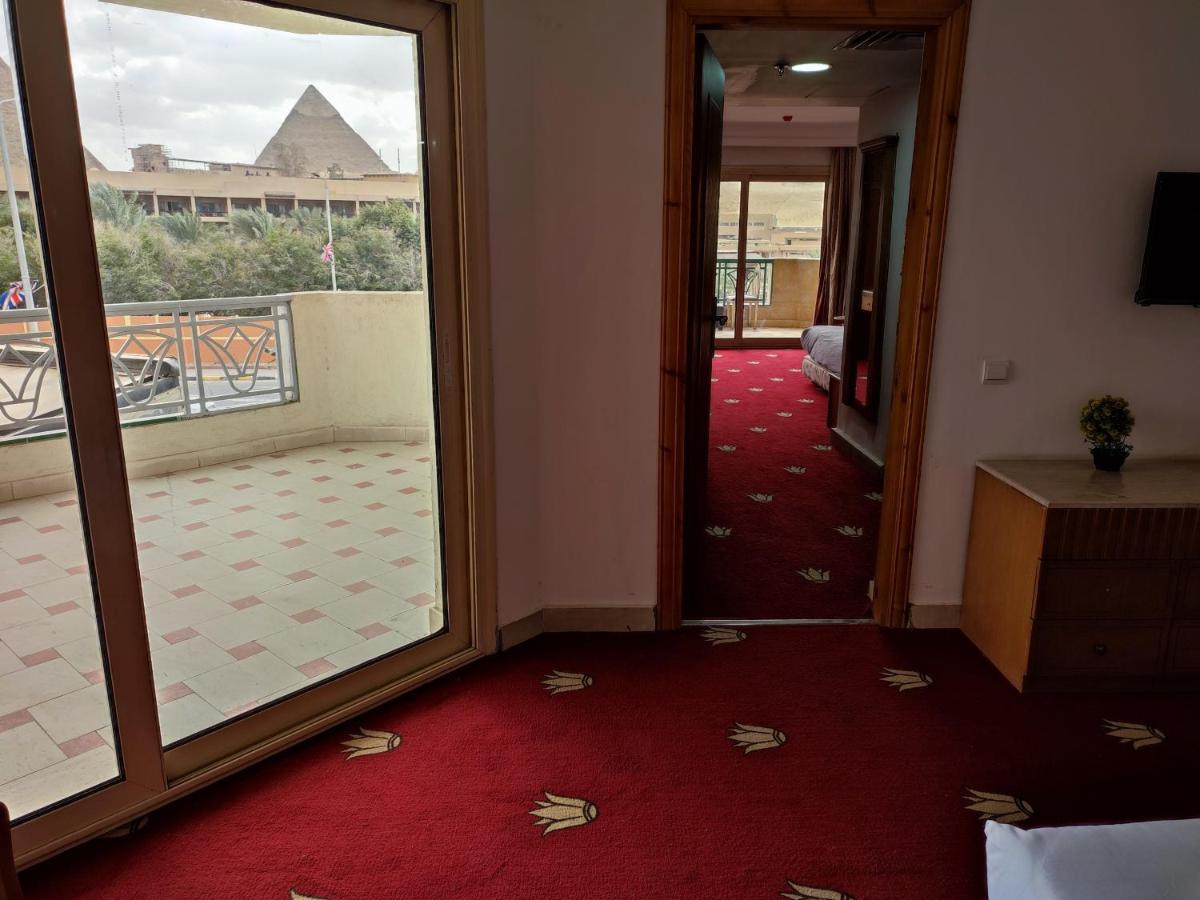 Hotel Elite Pyramids View 4*