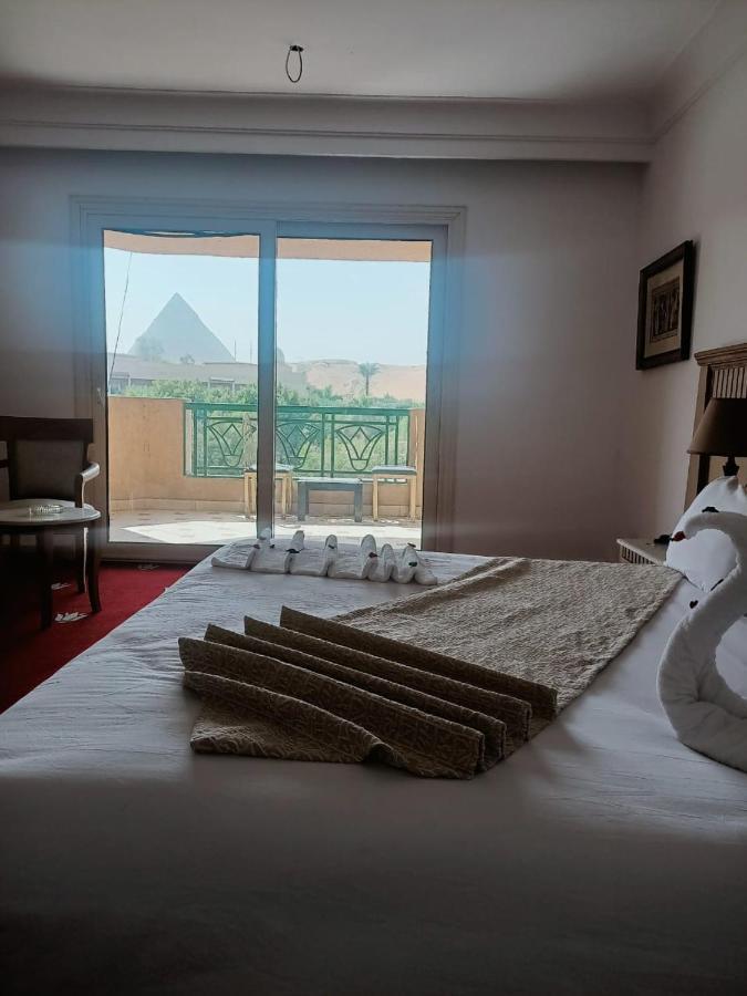 Elite Pyramids View 4*