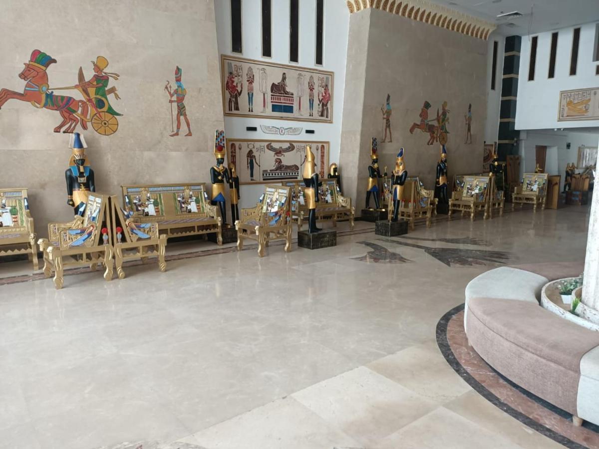 Hotel Elite Pyramids View 4*