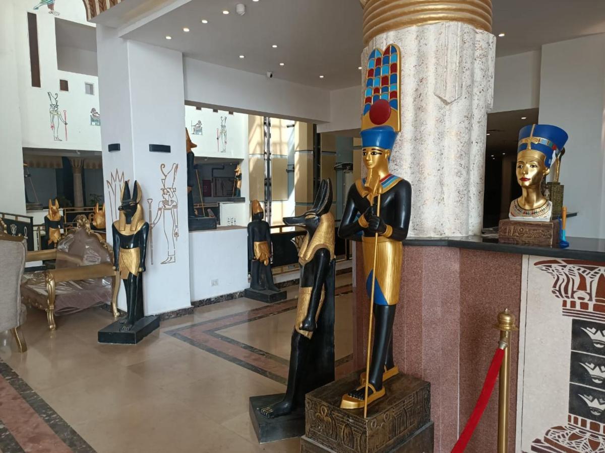 Elite Pyramids View Hotel 4*