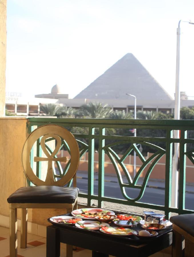 Elite Pyramids View Hotel 4*