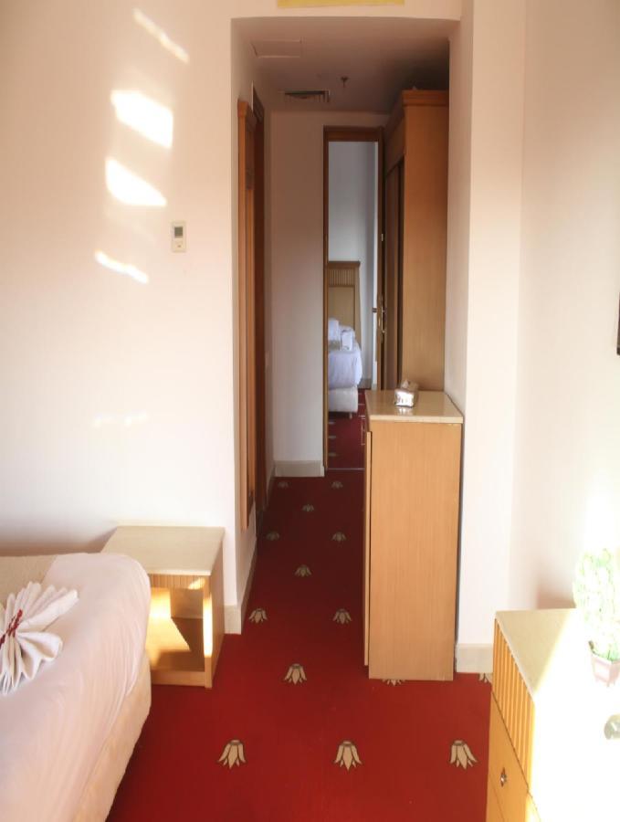Hotel Elite Pyramids View 4*