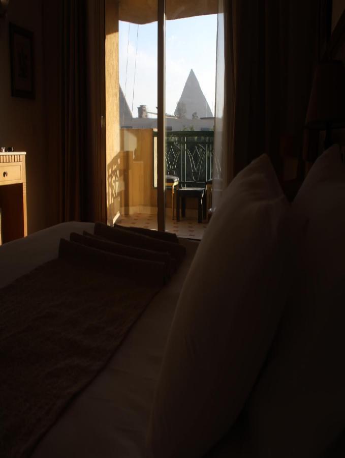 Elite Pyramids View Hotel 4*